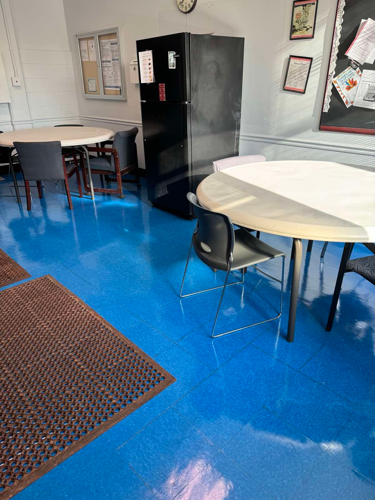 Break room high-gloss finish